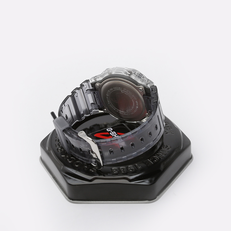  серые часы Casio G-Shock DW-5600SK-1ER - цена, описание, фото 3